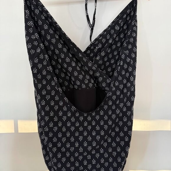 Old Navy One Piece Halter Black Swim Suit, Size XXLG - Picture 2 of 4